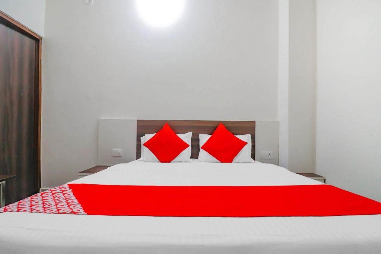 Rajlakshmi Guest House Mathura Exterior foto