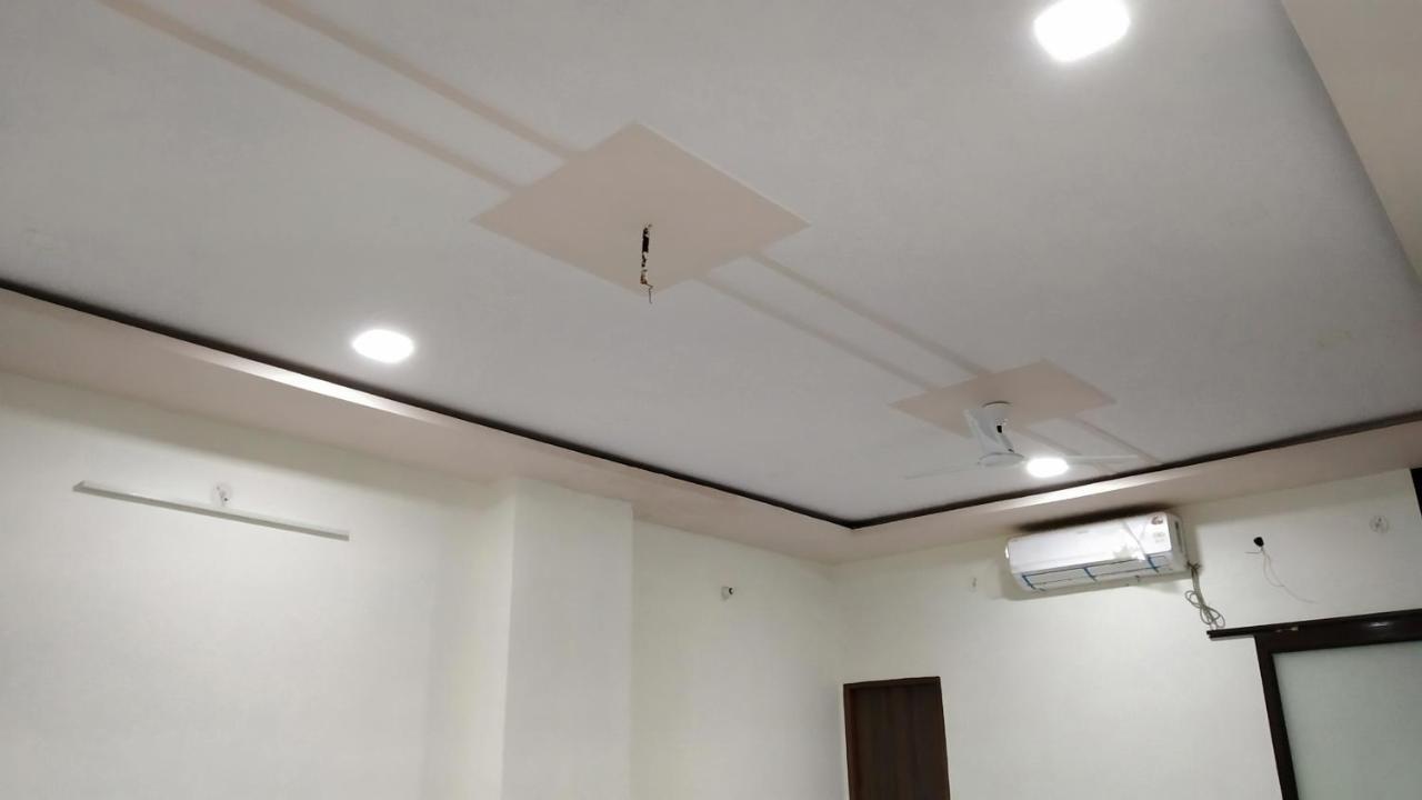 Rajlakshmi Guest House Mathura Exterior foto